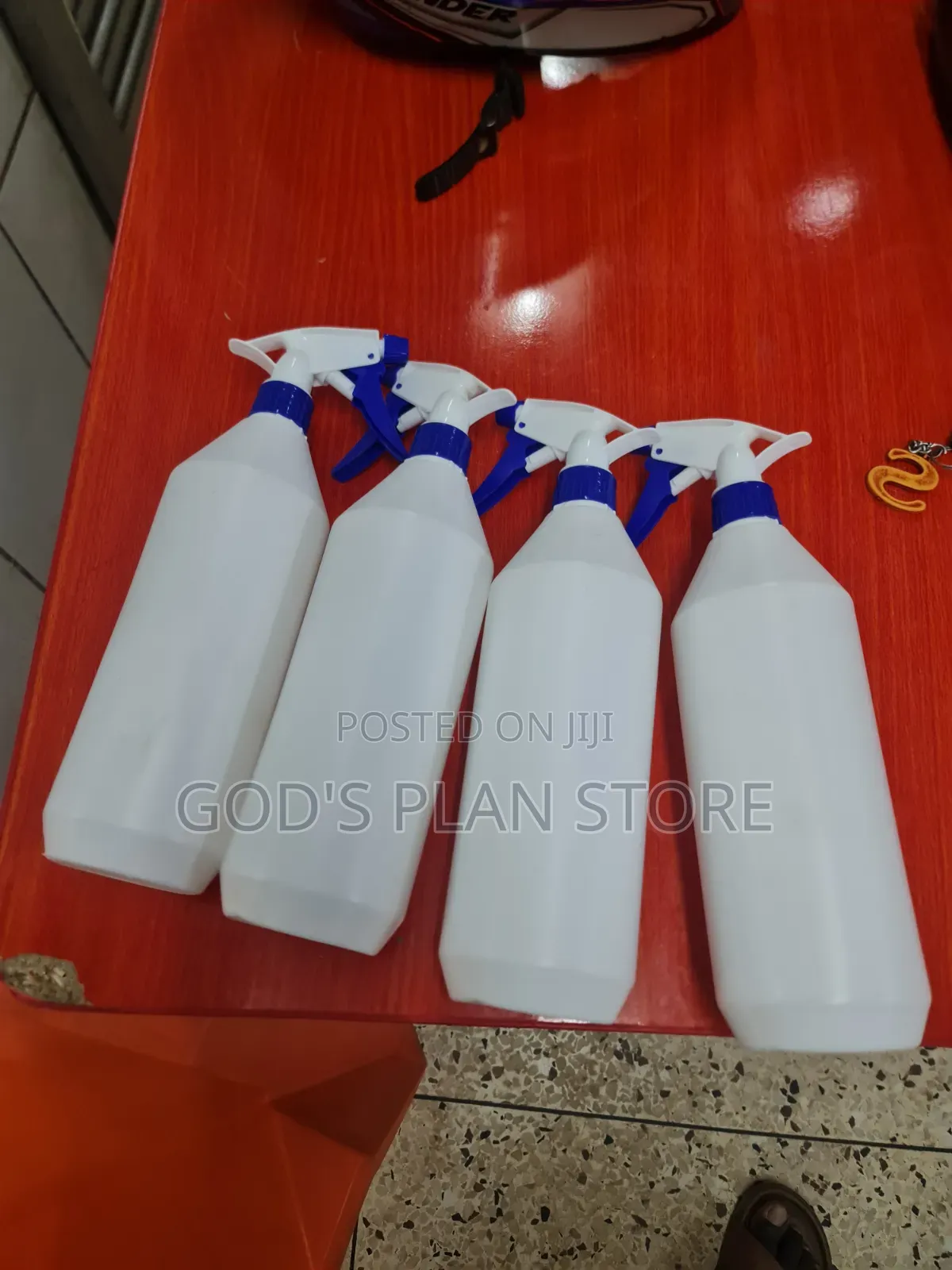 4pcs White Plastic Spray Bottles Spray Bottles
