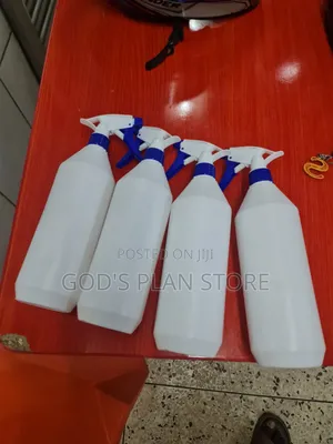 4pcs White Plastic Spray Bottles Spray Bottles