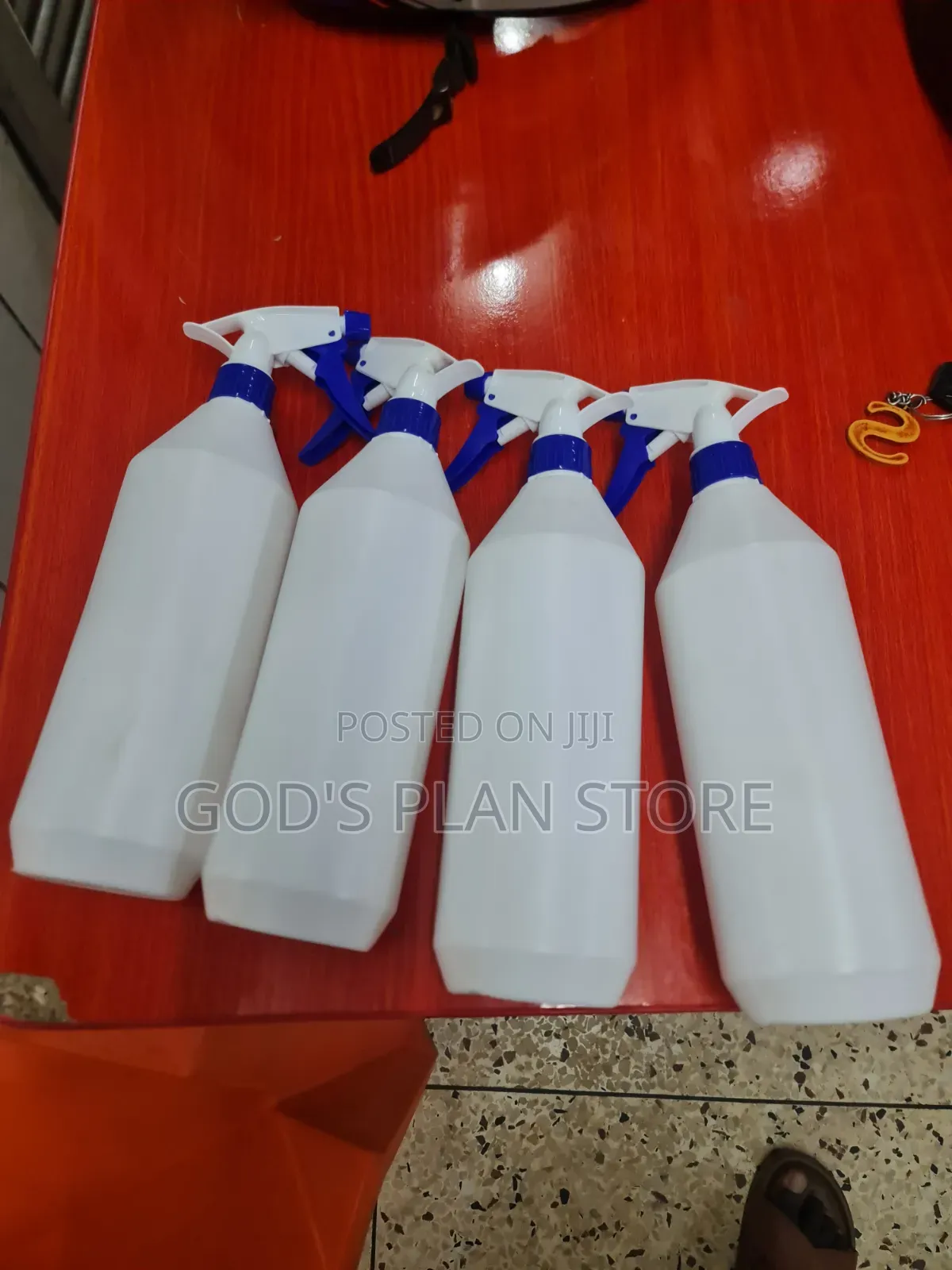 4pcs White Plastic Spray Bottles Spray Bottles