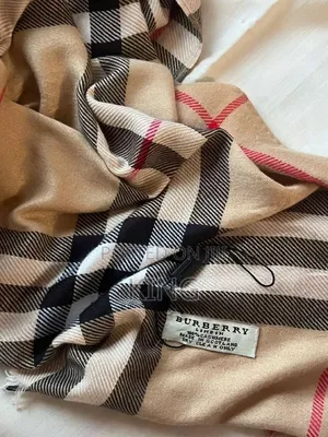 Burberry Classic Scarfs