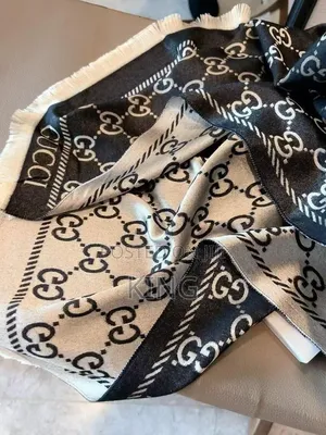 Gucci Designs Scarfs