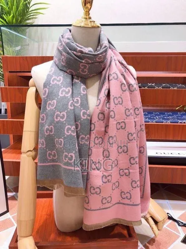 Gucci Designs Scarfs