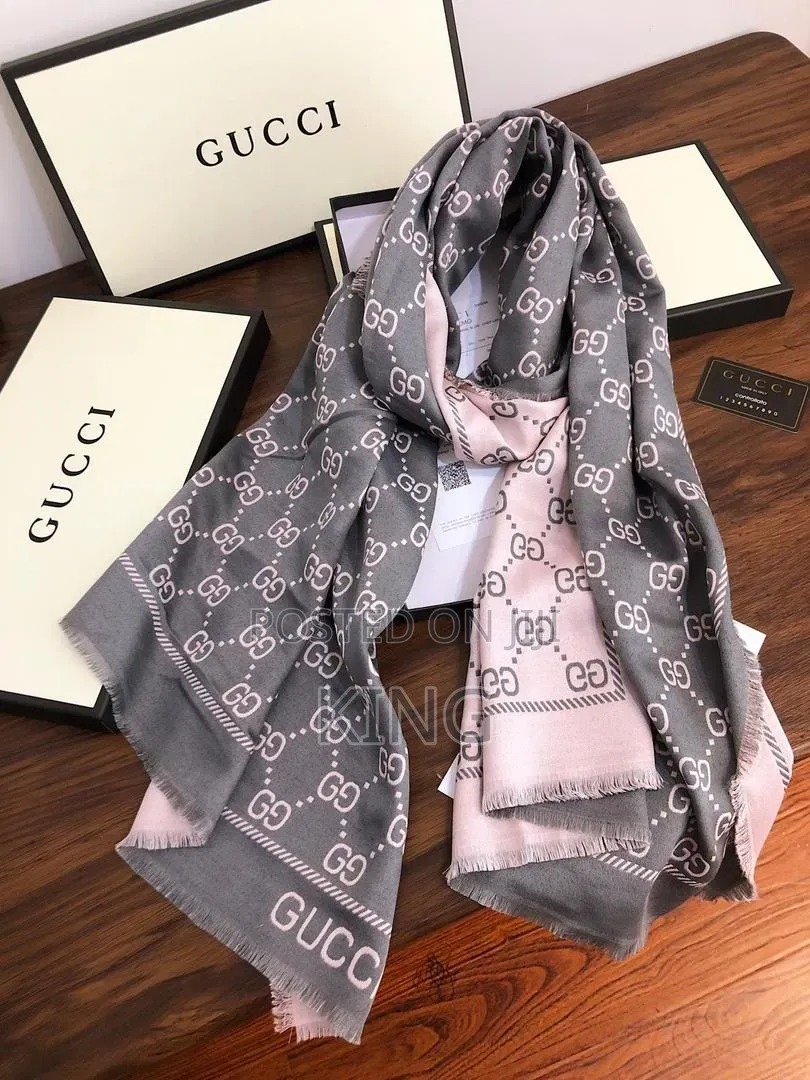 Gucci Designs Scarfs