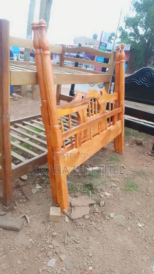 5by6 Wooden Bed In Good Shape On Quick Sale