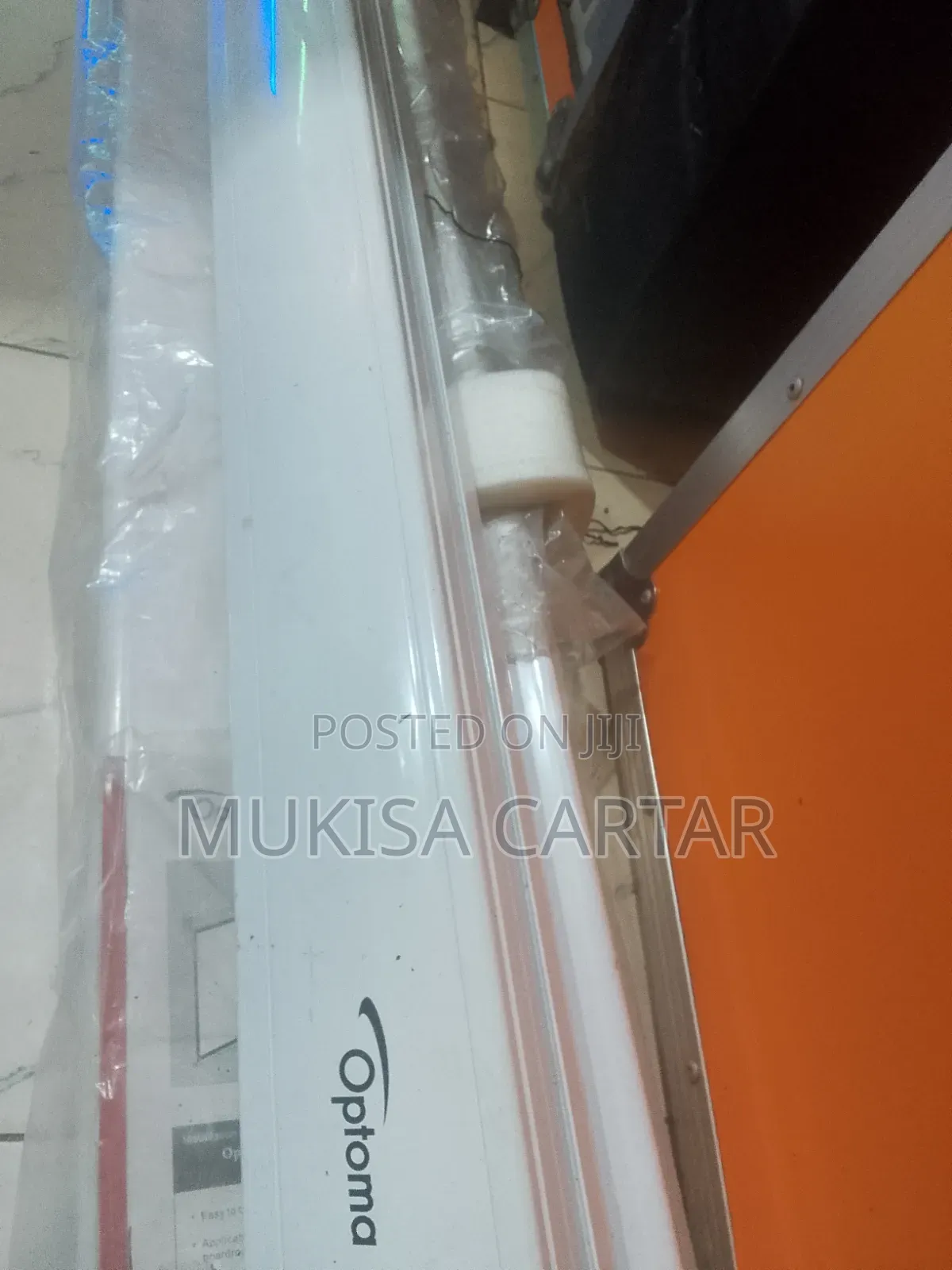 Optoma Projector Screen