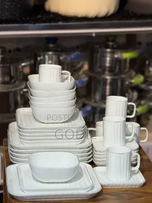 30 PCS Maga Dinner Set