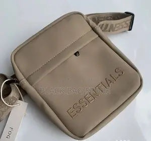 Essential Cross Sling Bag