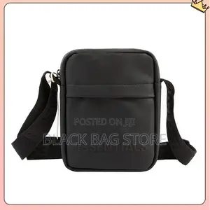 Essential Cross Sling Bag