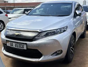 Toyota Harrier 2.0 2015 Silver
