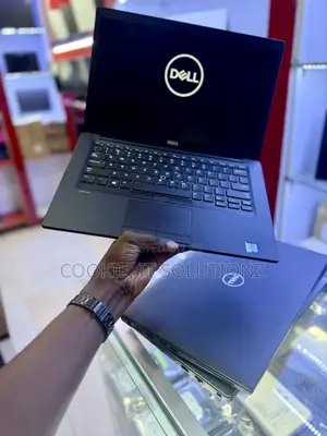 Laptop Dell Latitude 7480 8GB Intel Core i7 SSHD (Hybrid) 256GB
