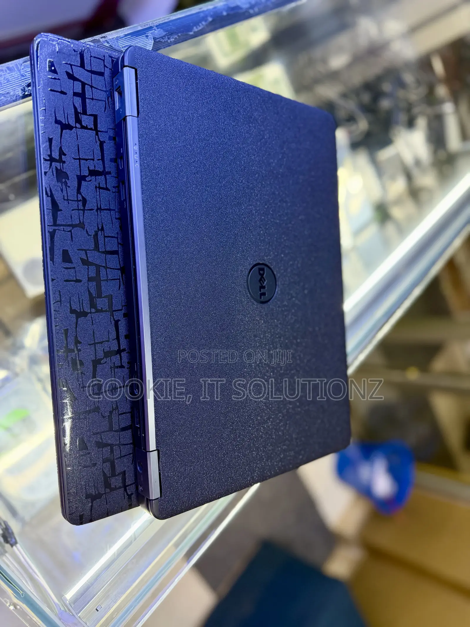 Laptop Dell Latitude 7450 16GB Intel Core i5 HDD+SSD 500GB
