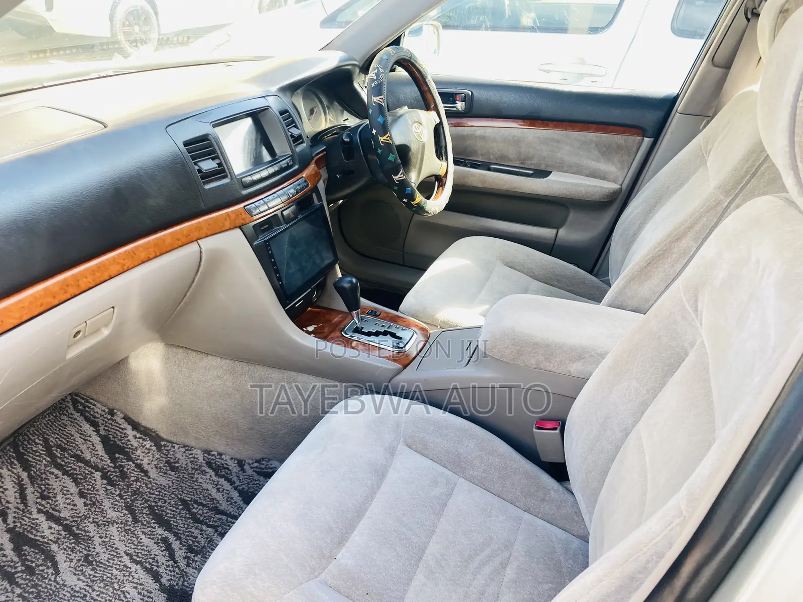 Toyota Mark II 2002 Silver