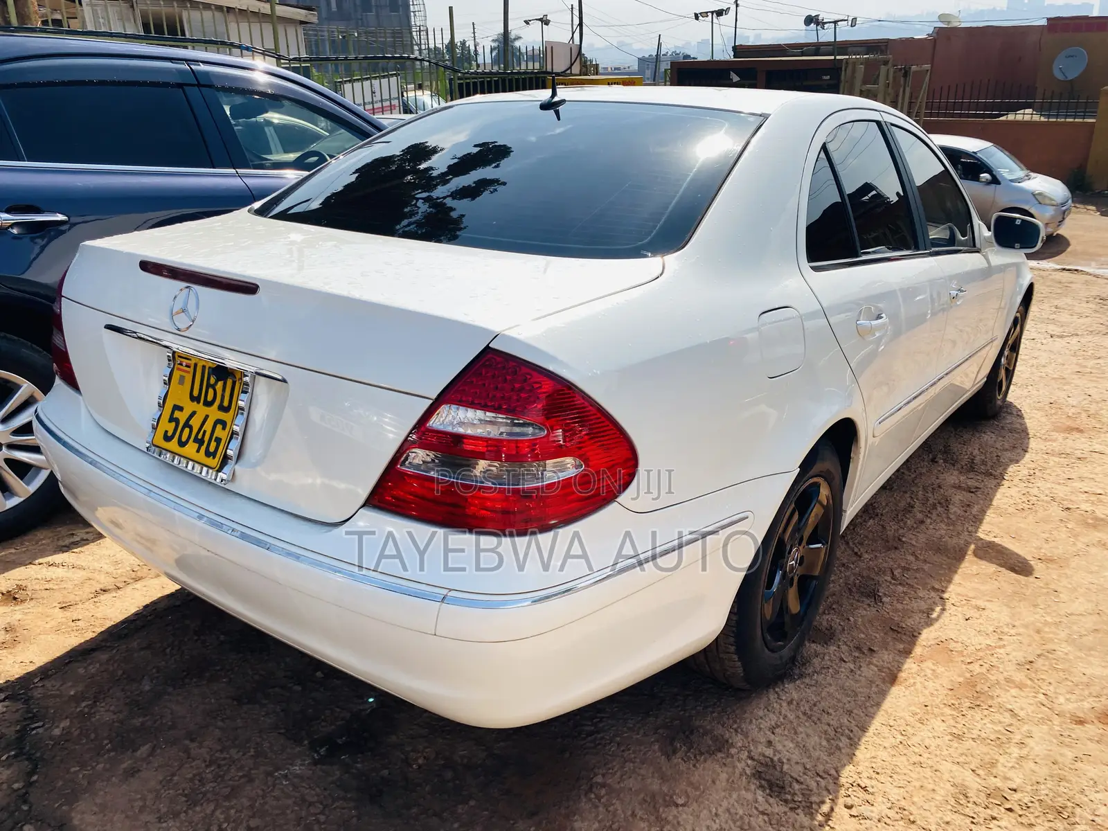 Mercedes-Benz E320 2004 White