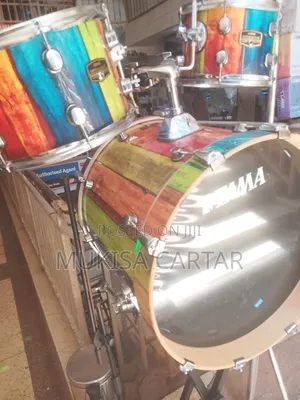 Tama Drum Set