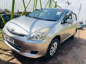 Toyota Wish 2007 Silver