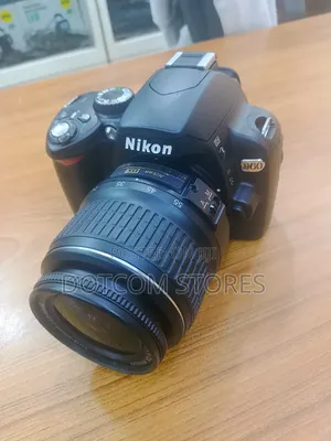 Nikon D60 DSLR Camera With 18-55mm F/3.5-5.6g Auto Focus-S Nikkor Lens