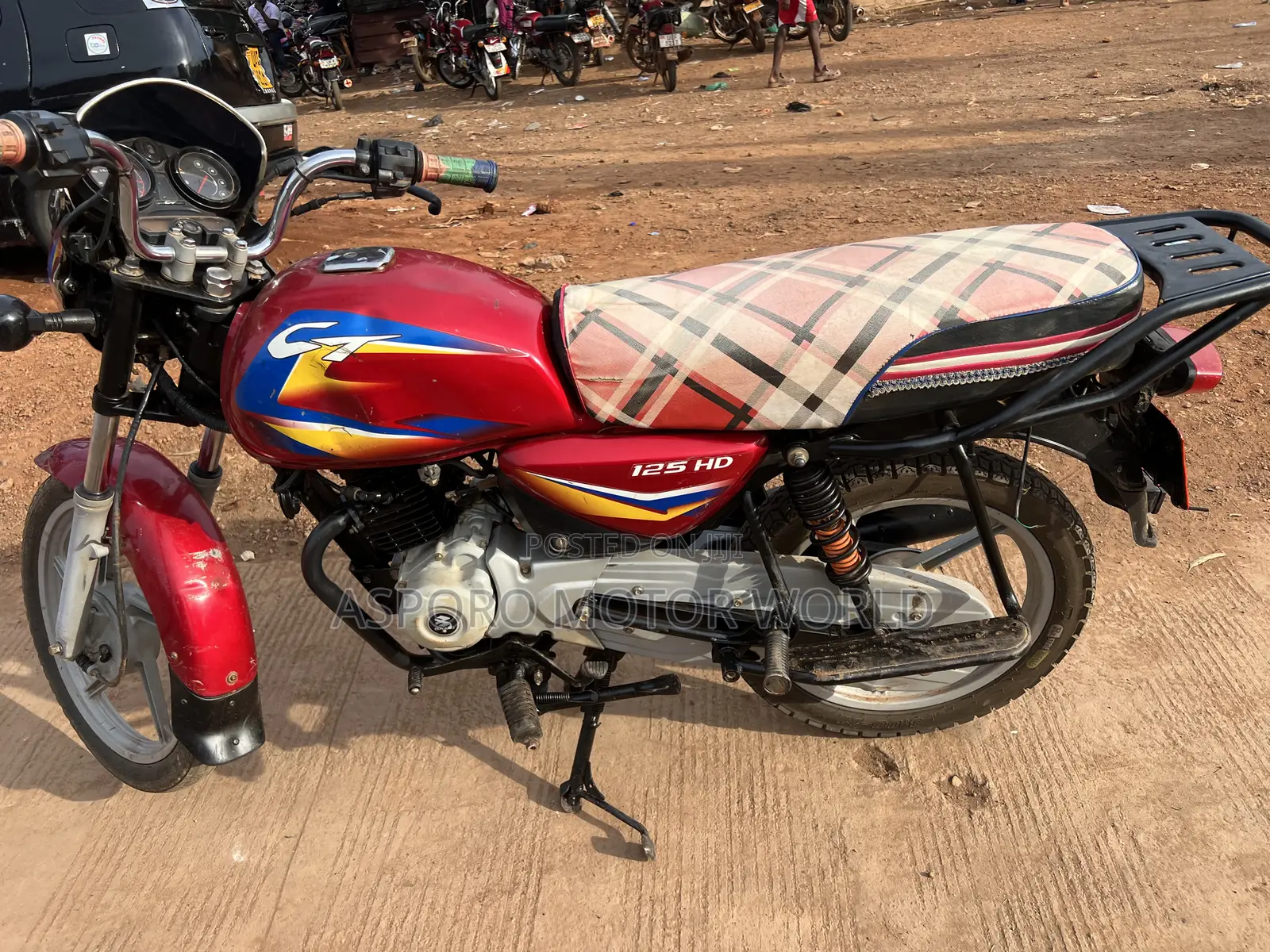 Bajaj CT 125X 2023 Red