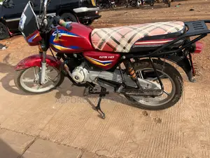 Bajaj CT 125X 2023 Red