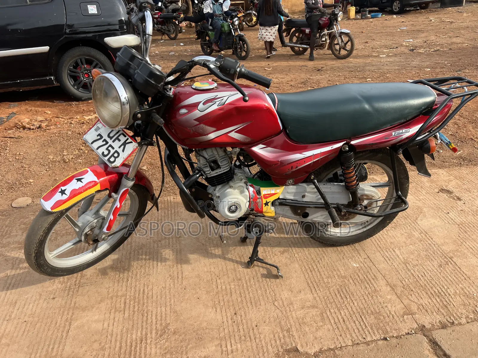 Bajaj CT 125X 2022 Red