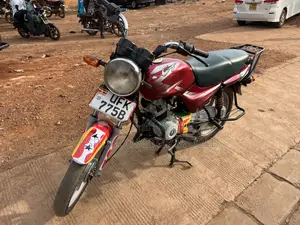 Bajaj CT 125X 2022 Red