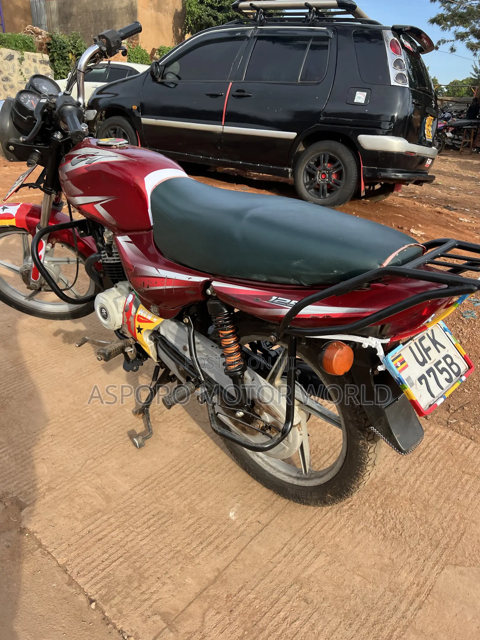 Bajaj CT 125X 2022 Red