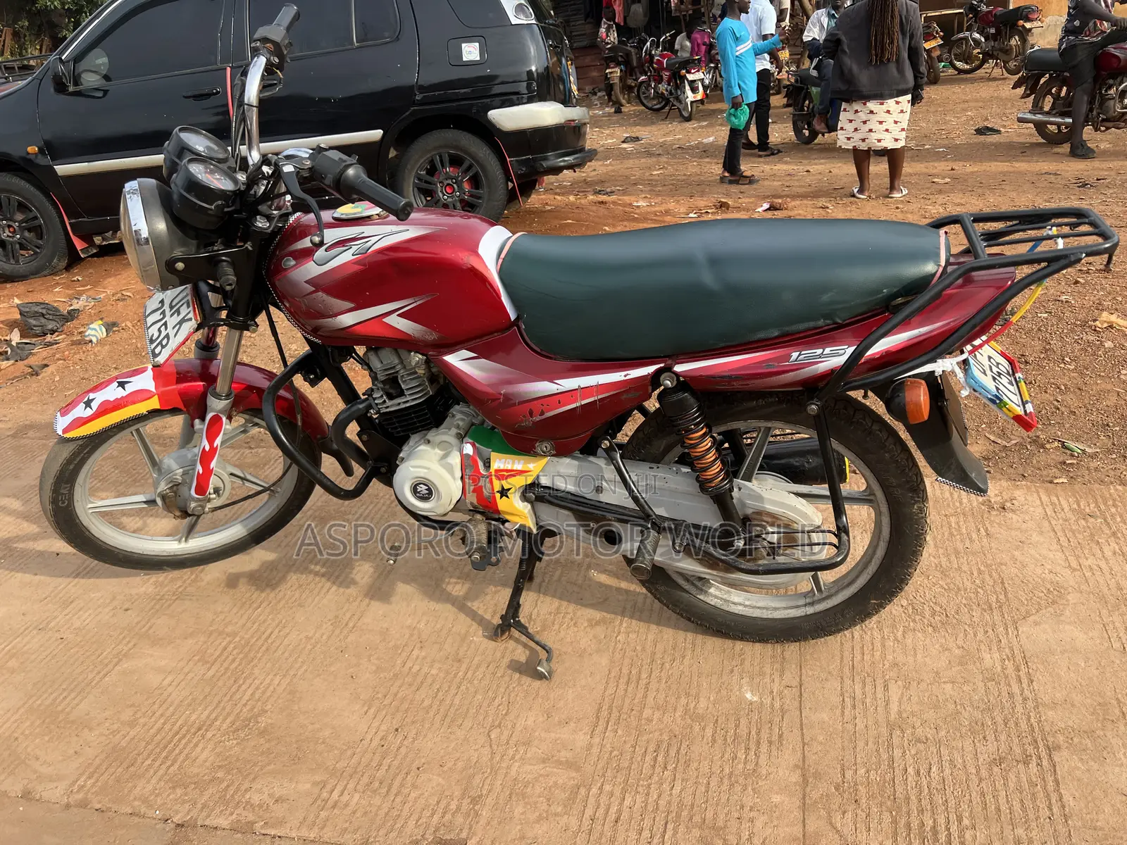 Bajaj CT 125X 2022 Red