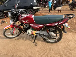 Bajaj CT 125X 2022 Red