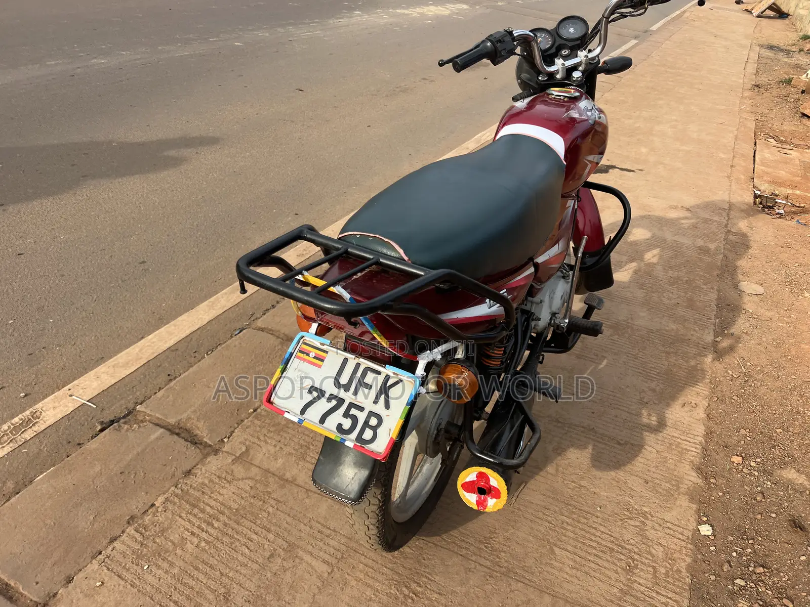 Bajaj CT 125X 2022 Red