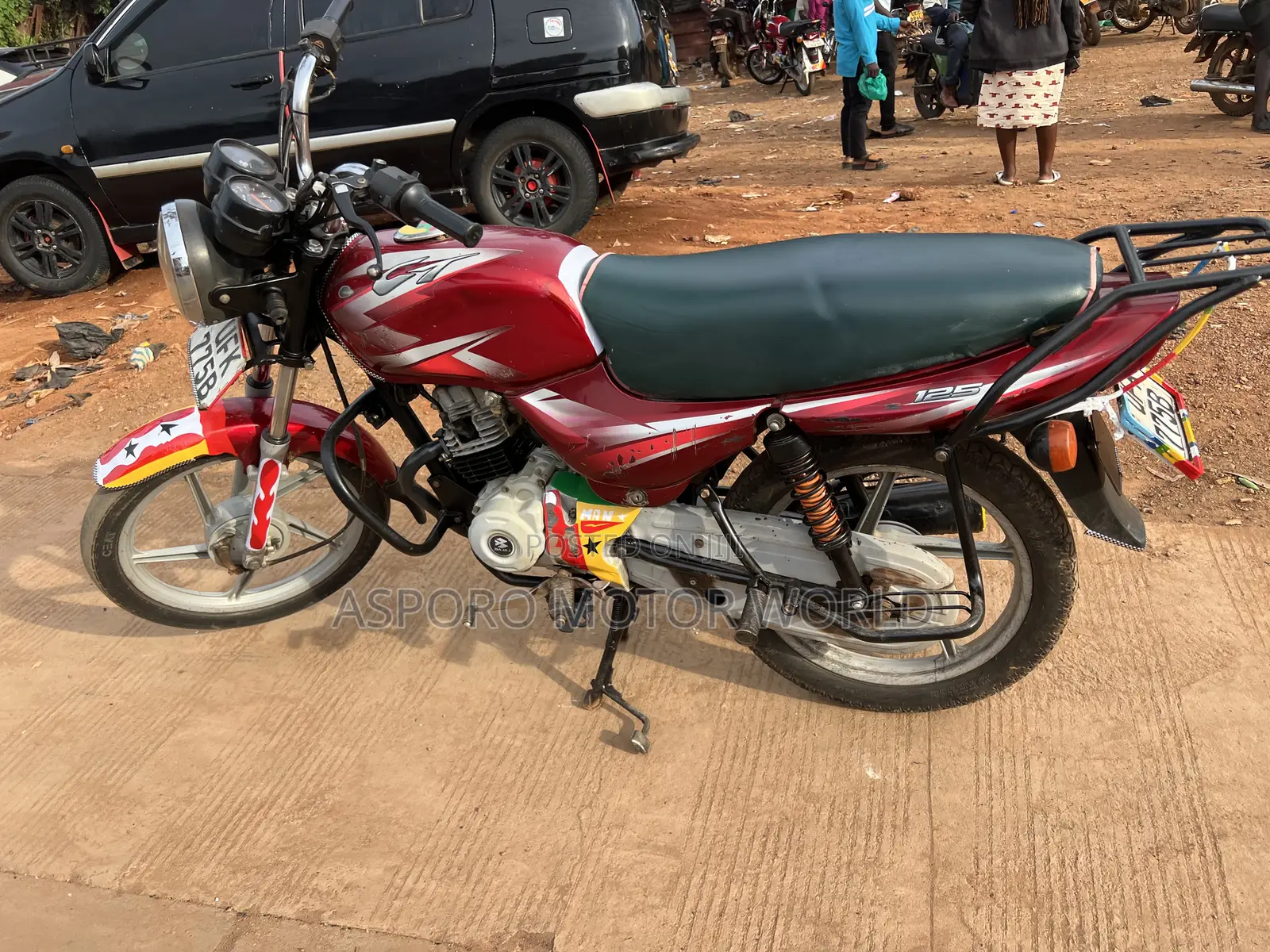 Bajaj CT 125X 2022 Red