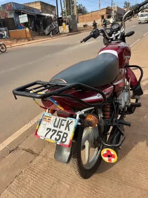 Bajaj CT 125X 2022 Red