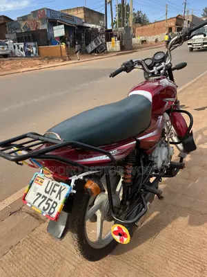 Bajaj CT 125X 2022 Red
