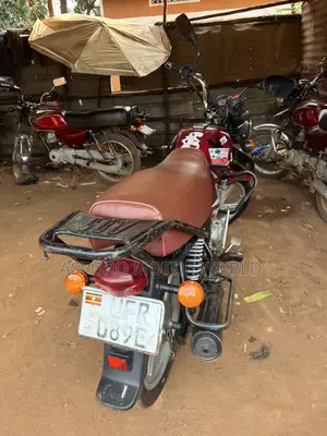 TVS HLX 125 2021 Red