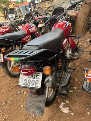 Bajaj CT 125X 2024 Red