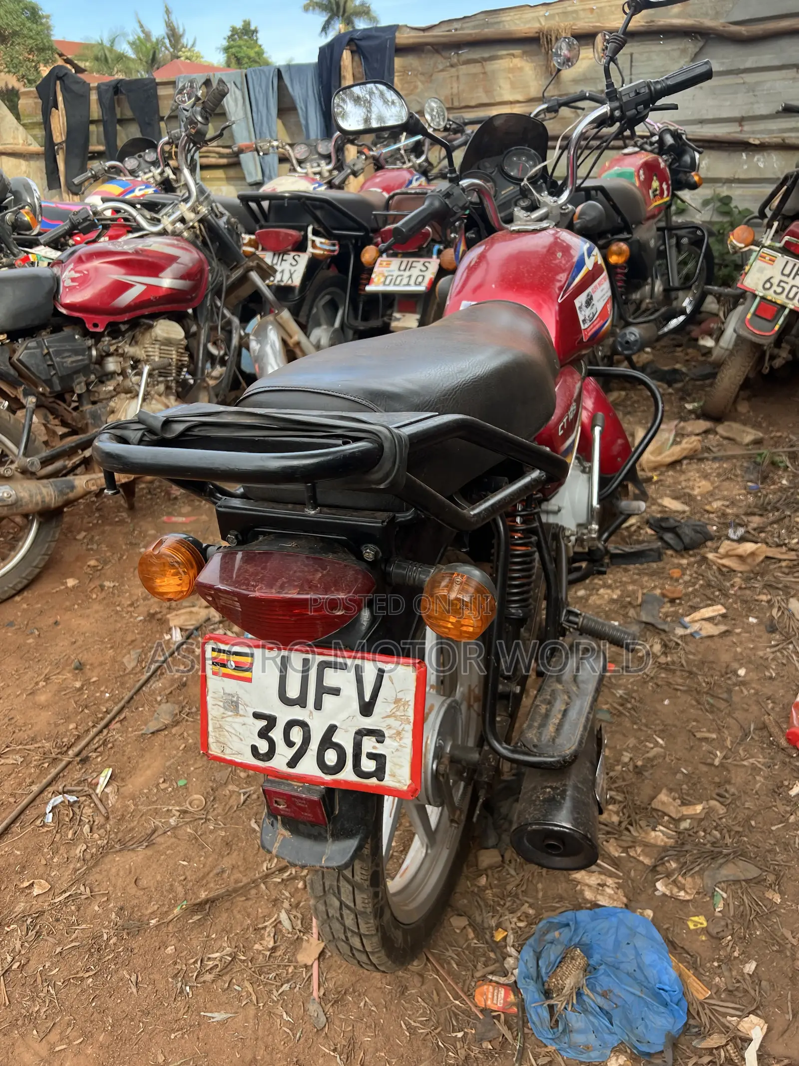 Bajaj CT 125X 2023 Red