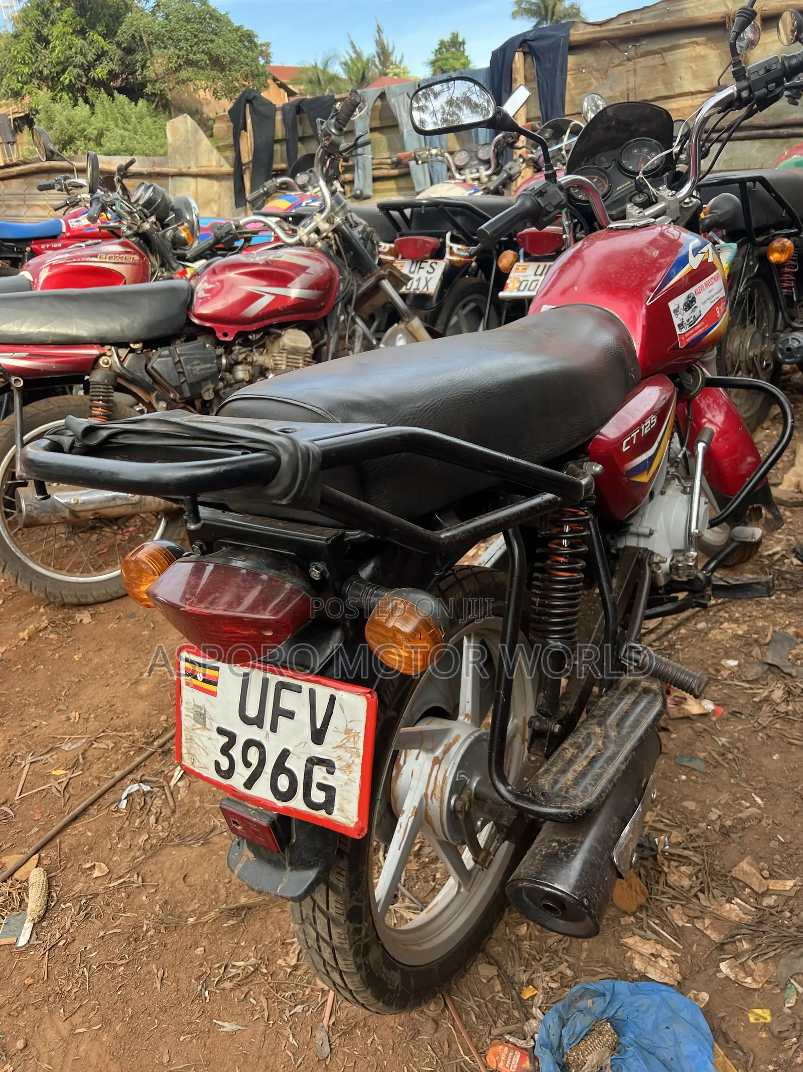 Bajaj CT 125X 2023 Red
