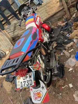 Bajaj CT 125X 2023 Red