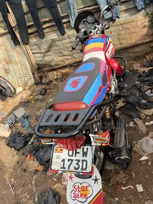 Bajaj CT 125X 2023 Red
