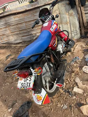 Bajaj CT 125X 2023 Red