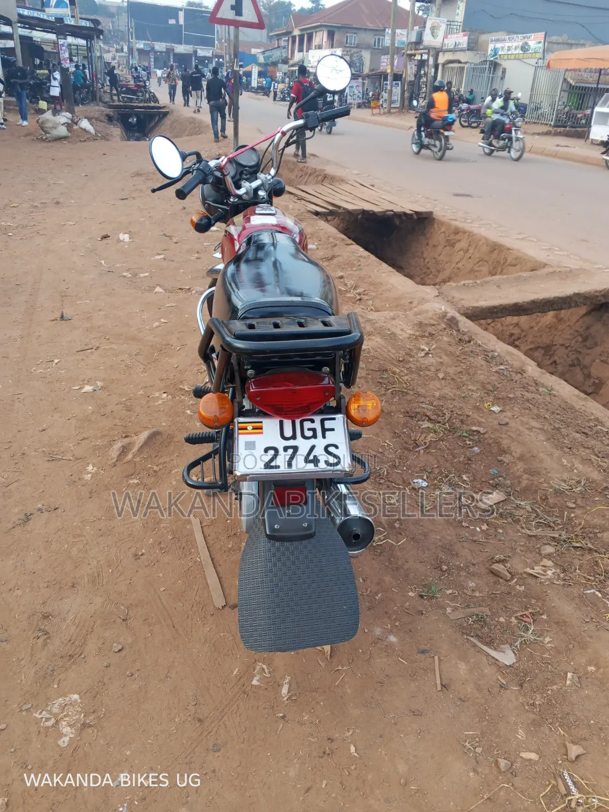 Bajaj Boxer 100 2024 Red