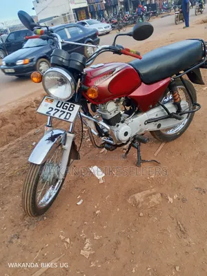 Bajaj Boxer 100 2024 Red