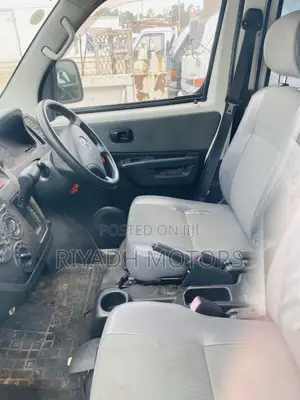 Toyota Noah 2012 White