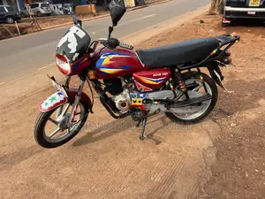 Bajaj CT 125X 2024 Red