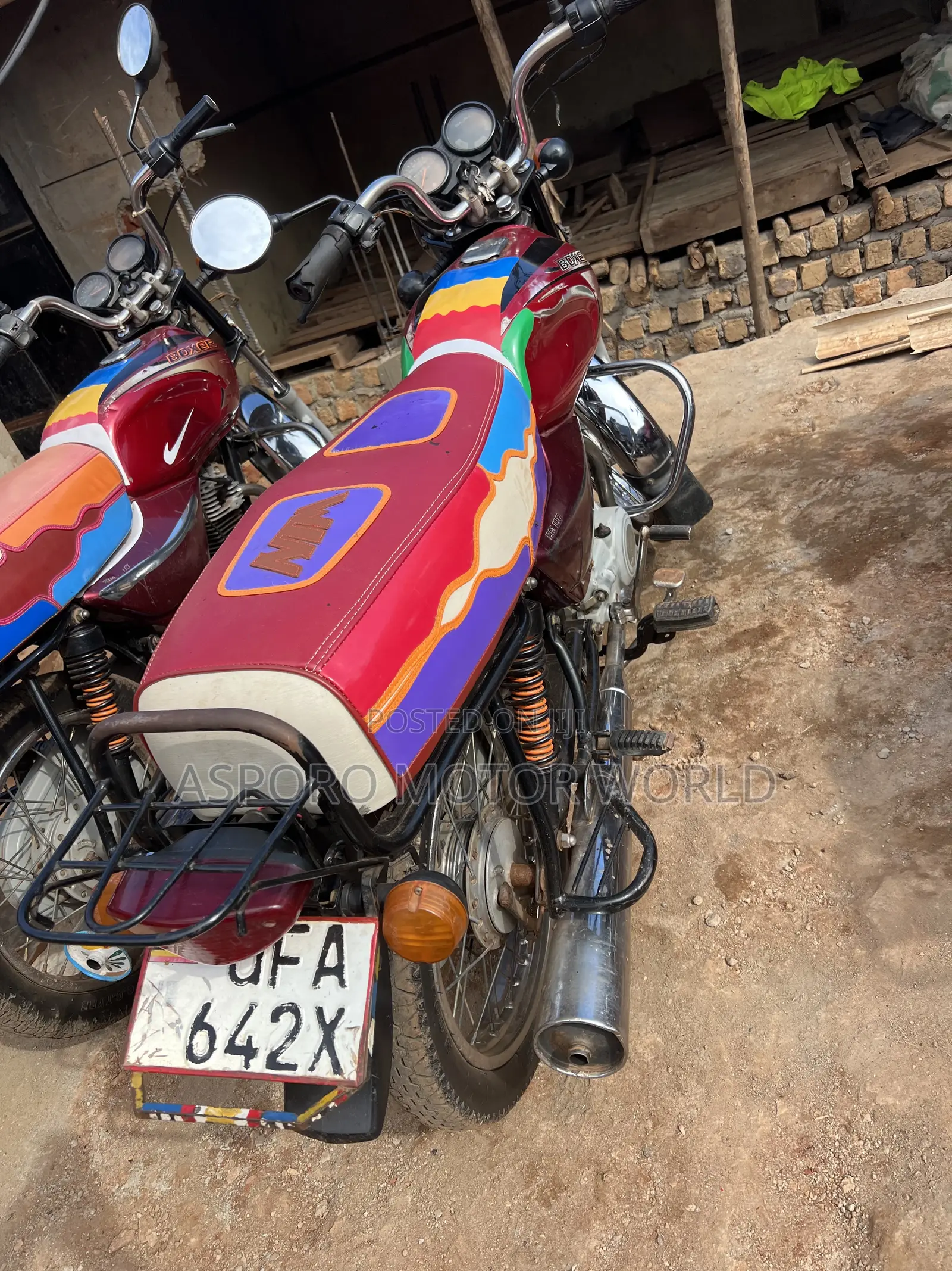 Bajaj Boxer 100 2022 Red