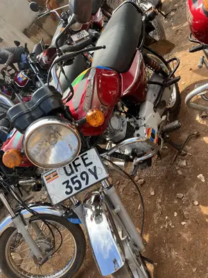 Bajaj Boxer 100 2022 Red