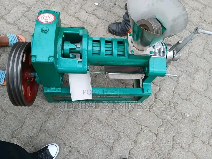 High-Capacity Oil Press Machine for Sale