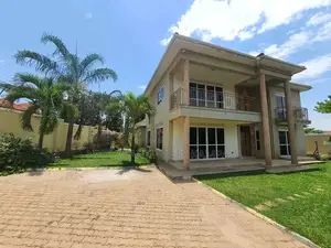 4bdrm Duplex in Buziga, Central Division for rent