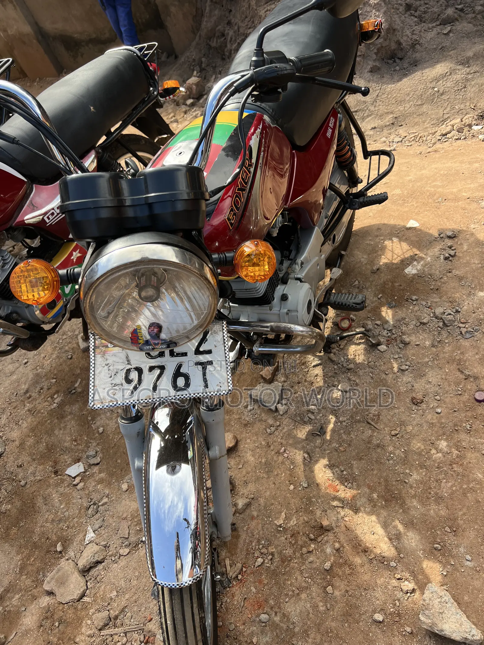 Bajaj Boxer 100 2021 Red