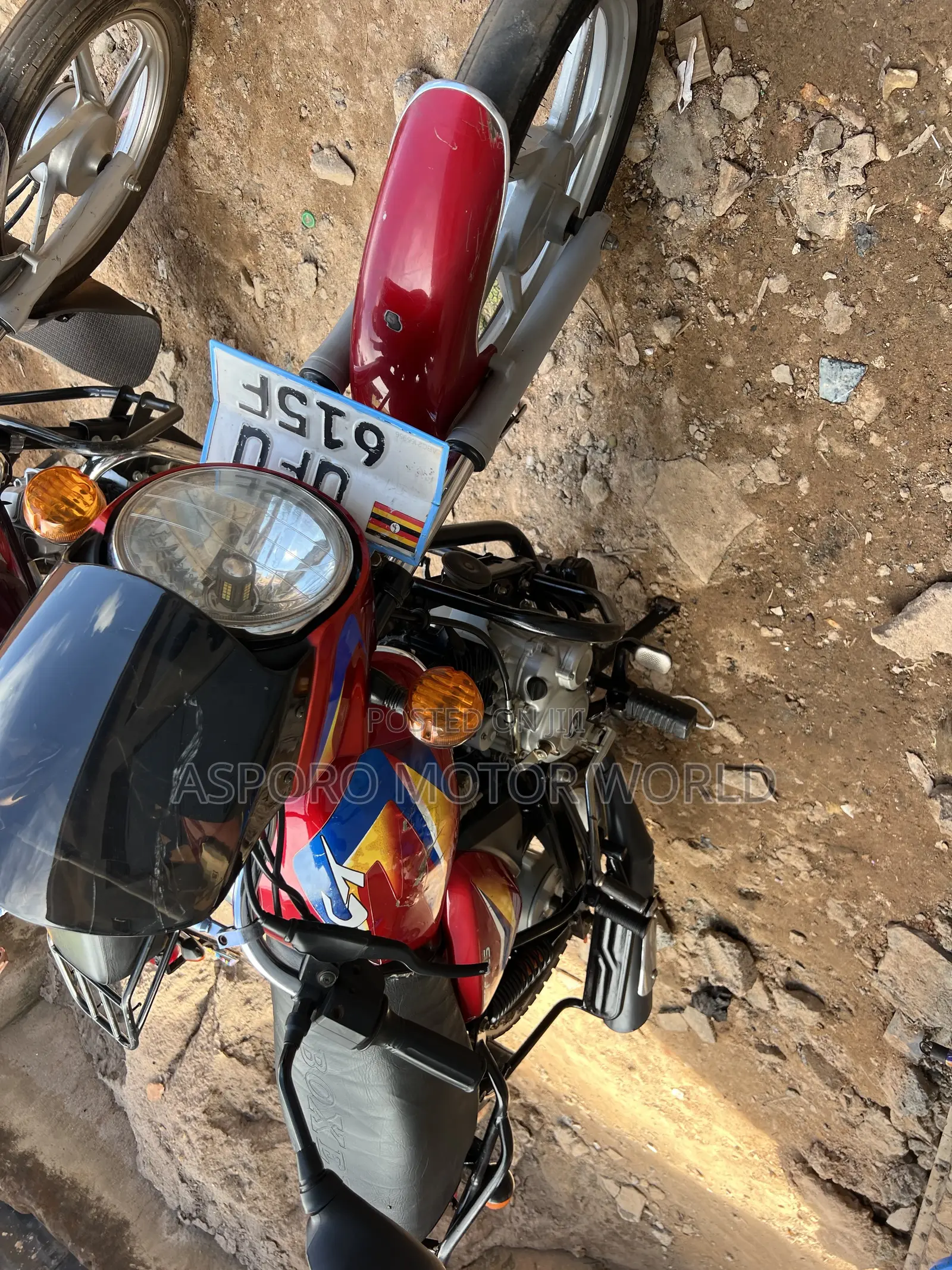 Bajaj CT 125X 2023 Red