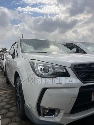 Subaru Forester 2.0XT Premium AWD 2016 White