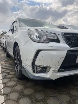 Subaru Forester 2.0XT Premium AWD 2016 White